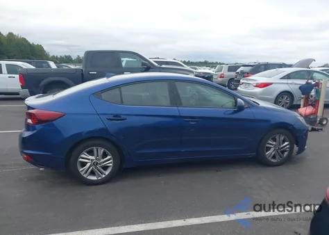 2020 Hyundai Elantra Sel z USA, uszkodzony, nr VIN 5NPD84LF5LH579043